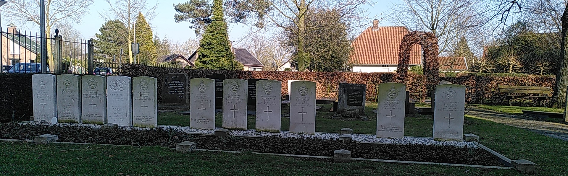 Het VanGoghkerkje en 4 mei
